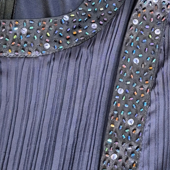 Patra 1-Piece Tiered Pleated Chiffon Beaded Trim Special Event Dress - Size 6 - Picture 9 of 16